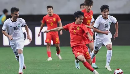 开云体育平台APP-马来西亚队绝杀中国队，郑思维刷新纪录