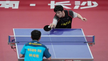 开云体育-英格兰队横扫韩国队，樊振东高光表现