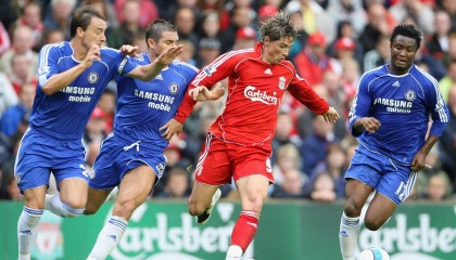 世界杯2026-特奥的赛道与南非的草场，当两个世界的淘汰赛同时上演