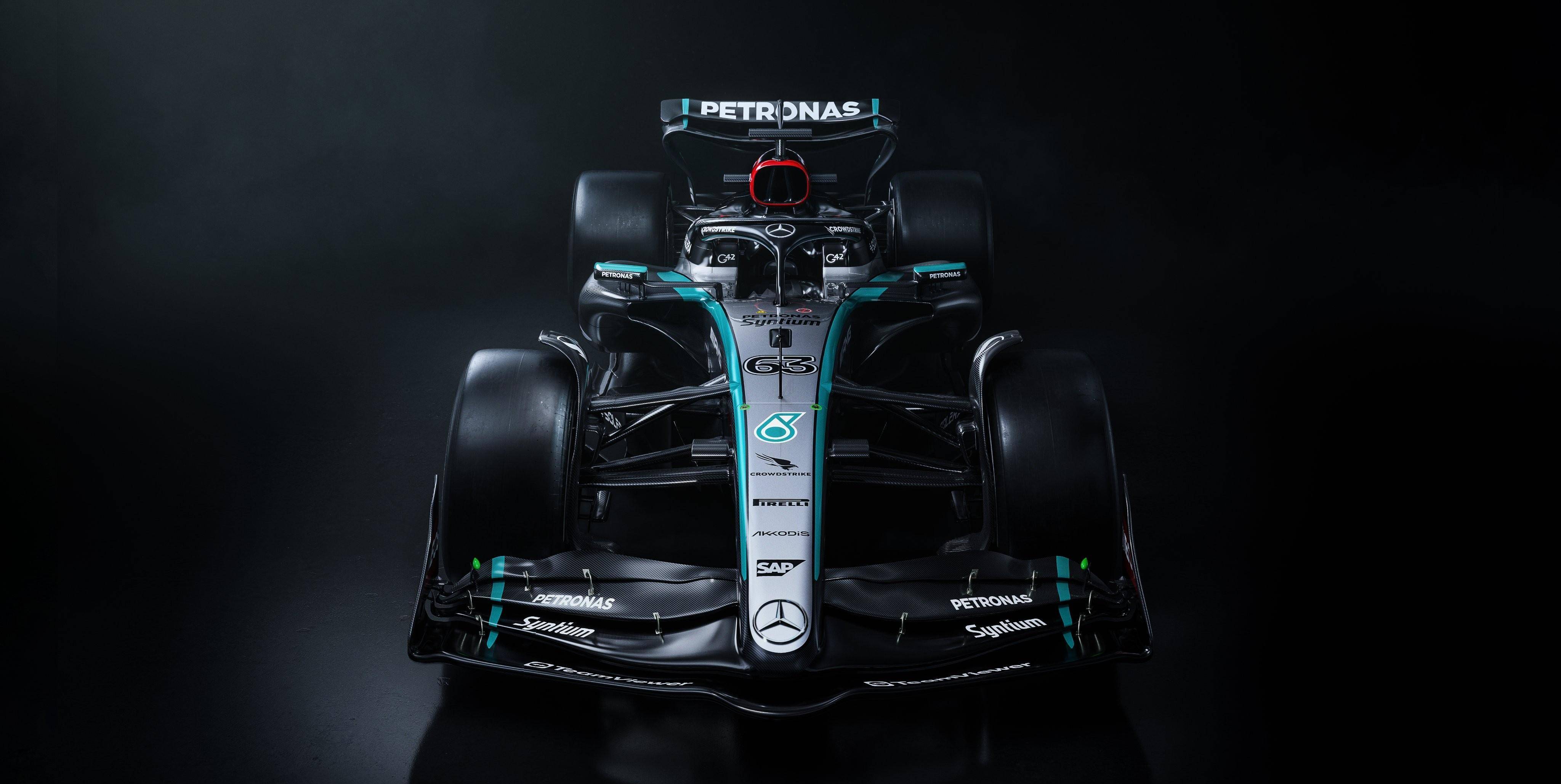 雷诺车队完胜红牛二队，拉塞尔惊艳四座