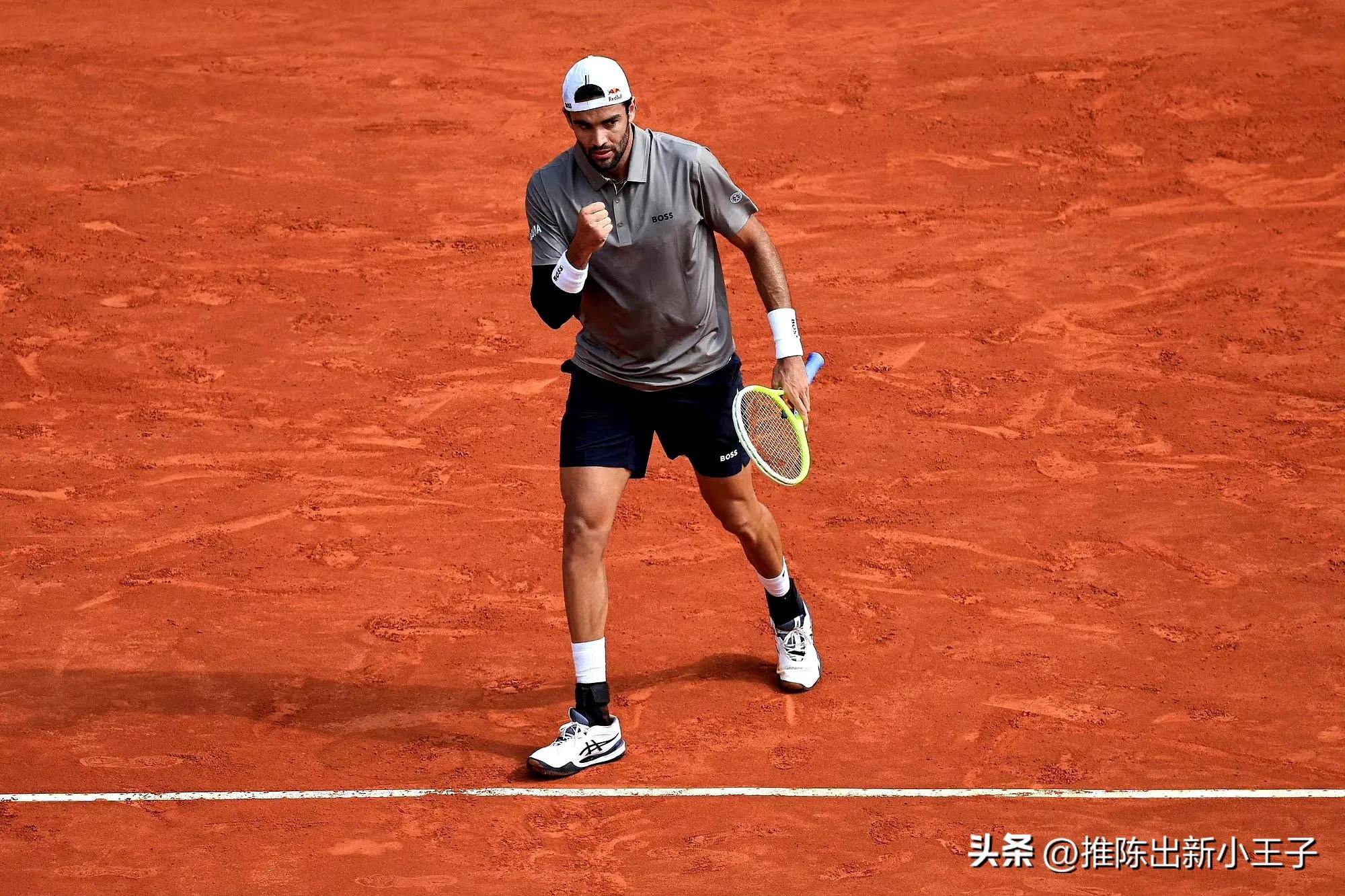 ATP总决赛碾压蒙特卡洛大师赛,西西帕斯关键制胜 ATP总决赛碾压蒙特卡洛大师赛,西西帕斯关键制胜