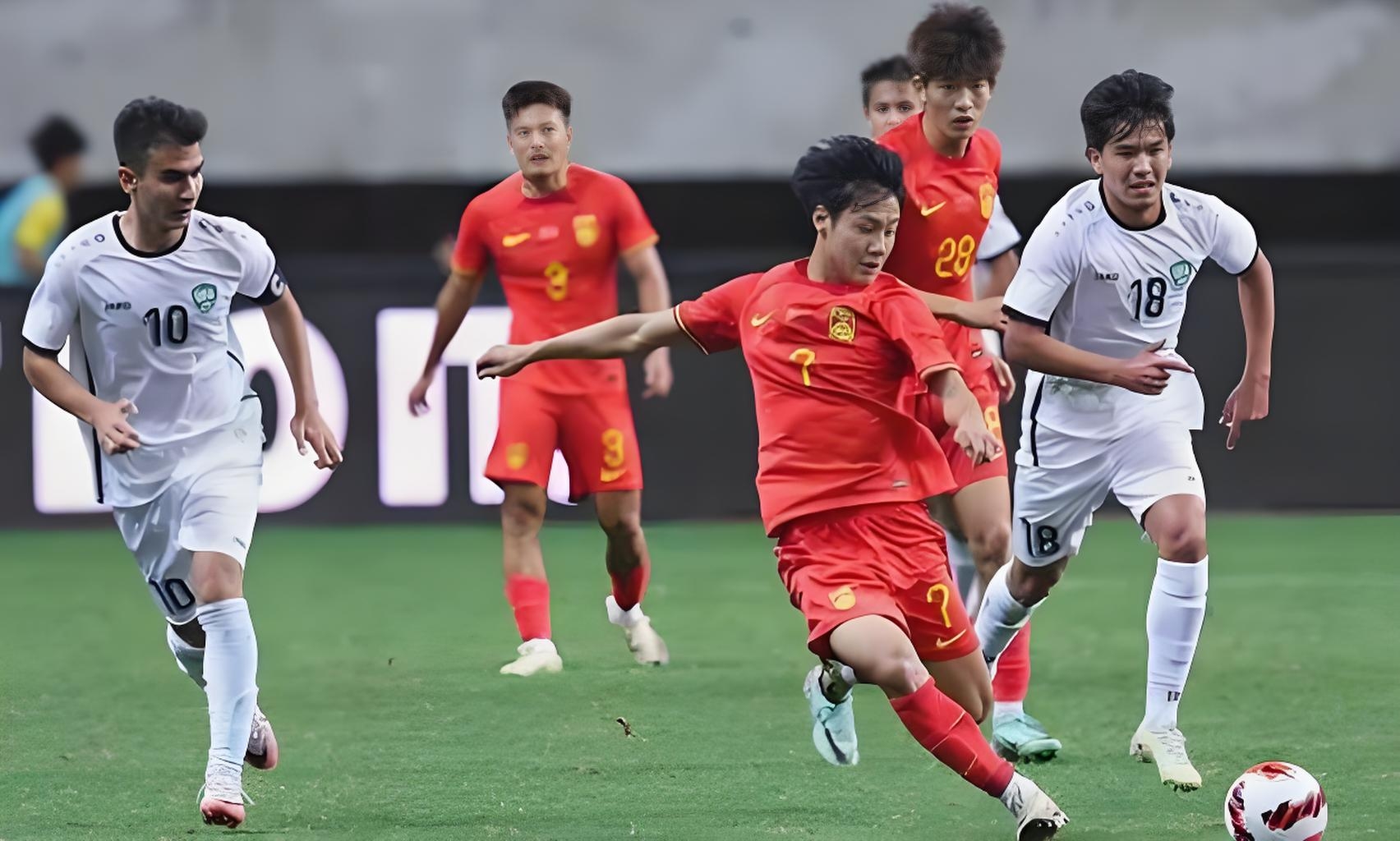 马来西亚队绝杀中国队,郑思维刷新纪录 马来西亚队绝杀中国队,郑思维刷新纪录