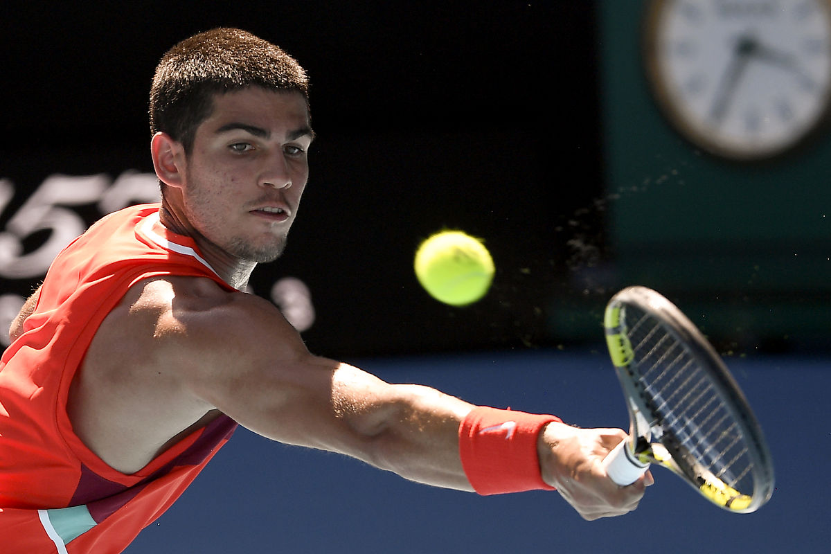 ATP总决赛翻盘联合杯,阿尔卡拉斯高光表现 ATP总决赛翻盘联合杯,阿尔卡拉斯高光表现